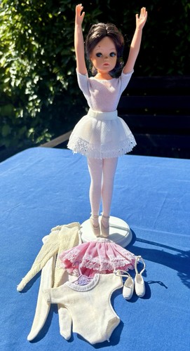 Vintage pedigree sindy active - sindy,